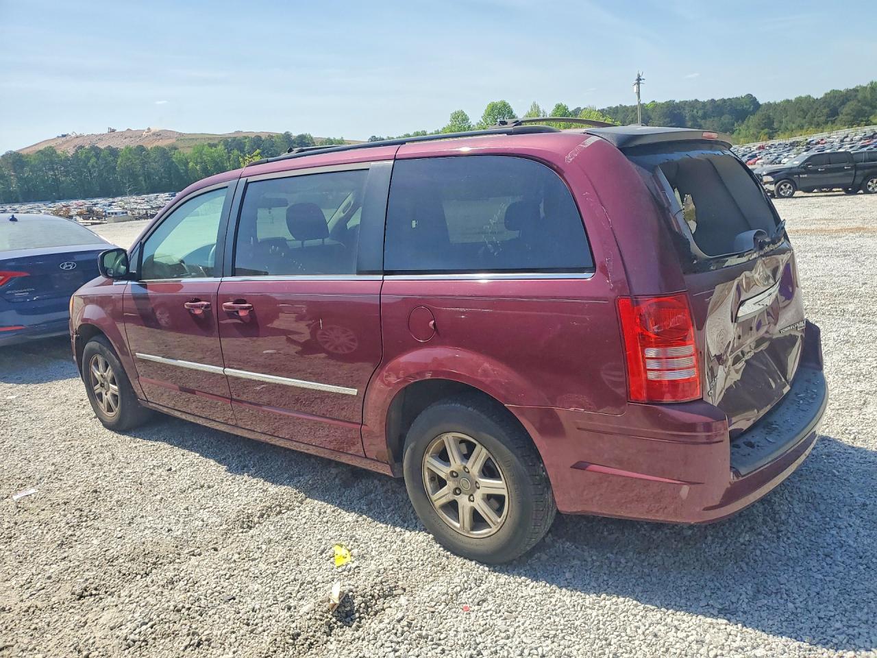 2009 Chrysler Minivan VIN 2A8HR54139R515448 photo 2