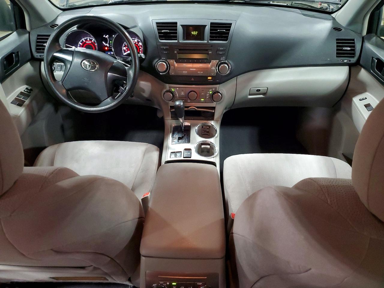 2012 Toyota Highlander VIN 5TDBK3EH8CS109861 photo 8