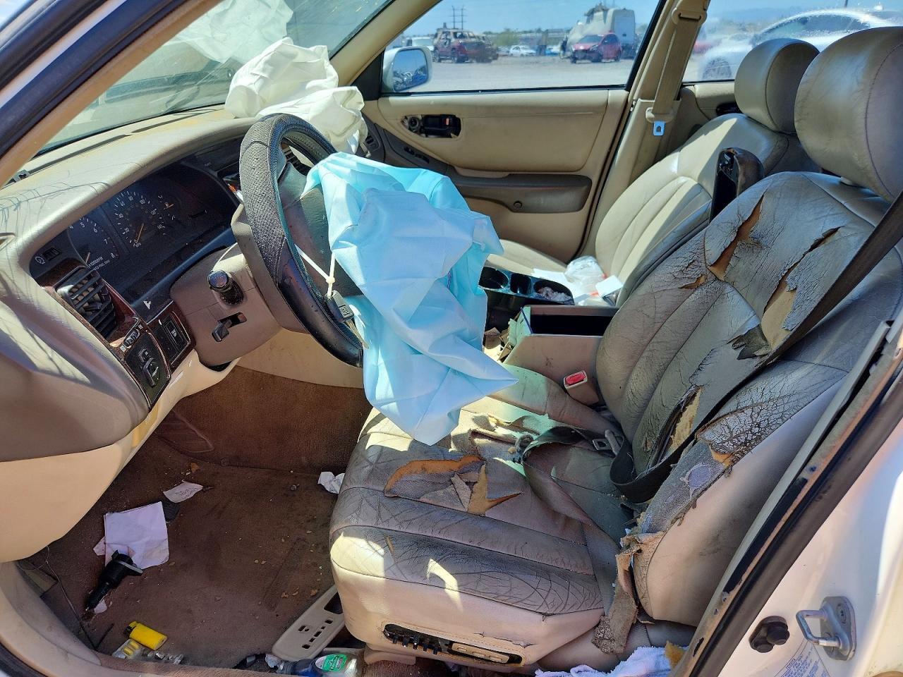 1999 Toyota Avalon VIN 4T1BF18B0XU314488 photo 7