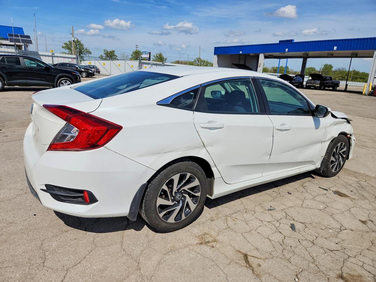 2019 Honda Civic VIN 2HGFC2F66KH523080 photo 3