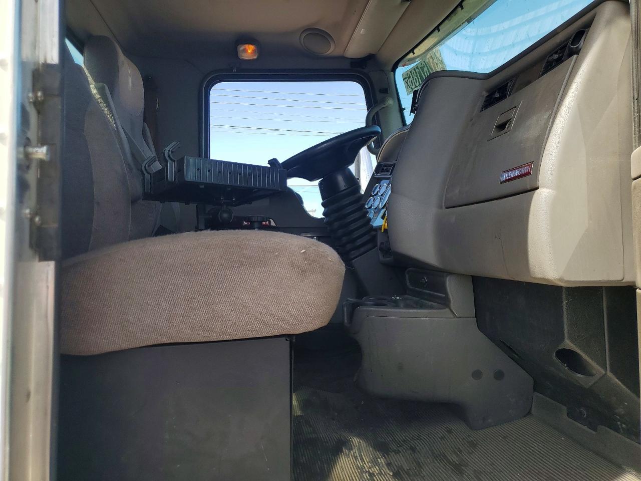 2018 KENWORTH All other VIN 2NKHHJ7X4JM208373 photo 11