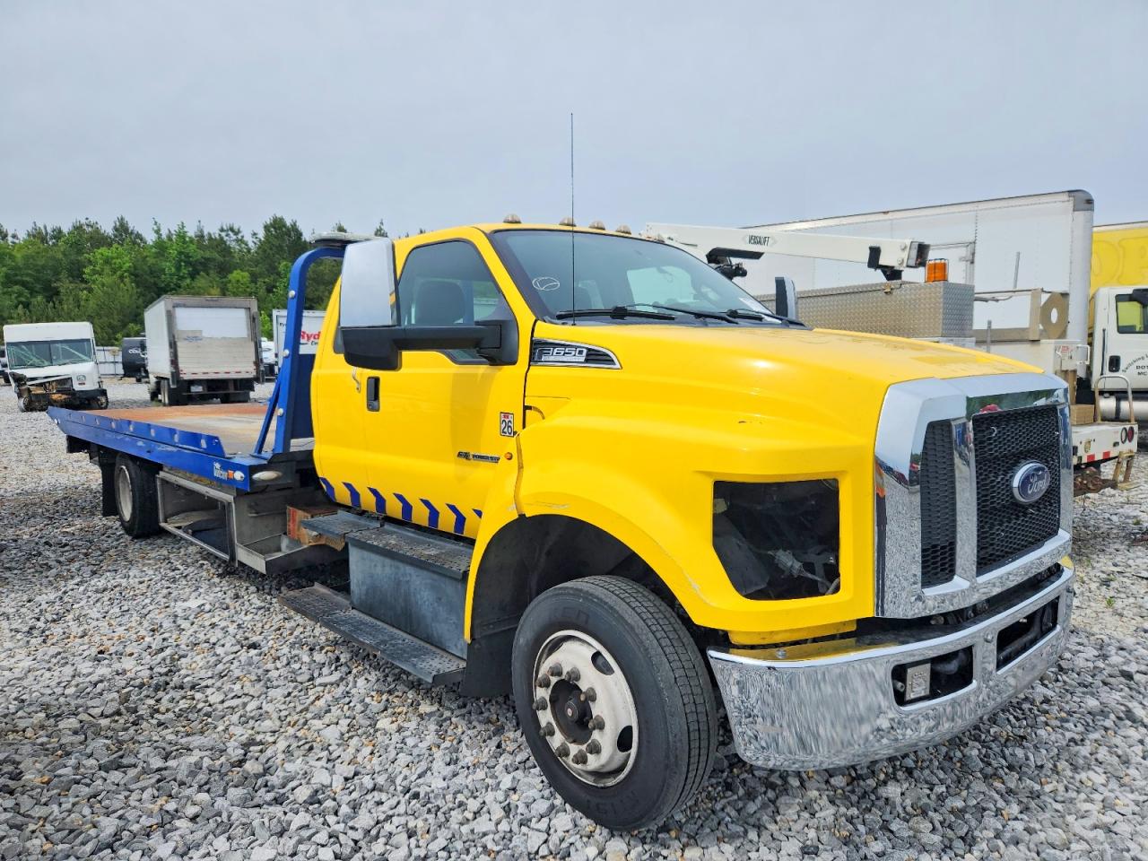 2021 Ford F650 VIN 1FDWX6DE2MDF04543 photo 1
