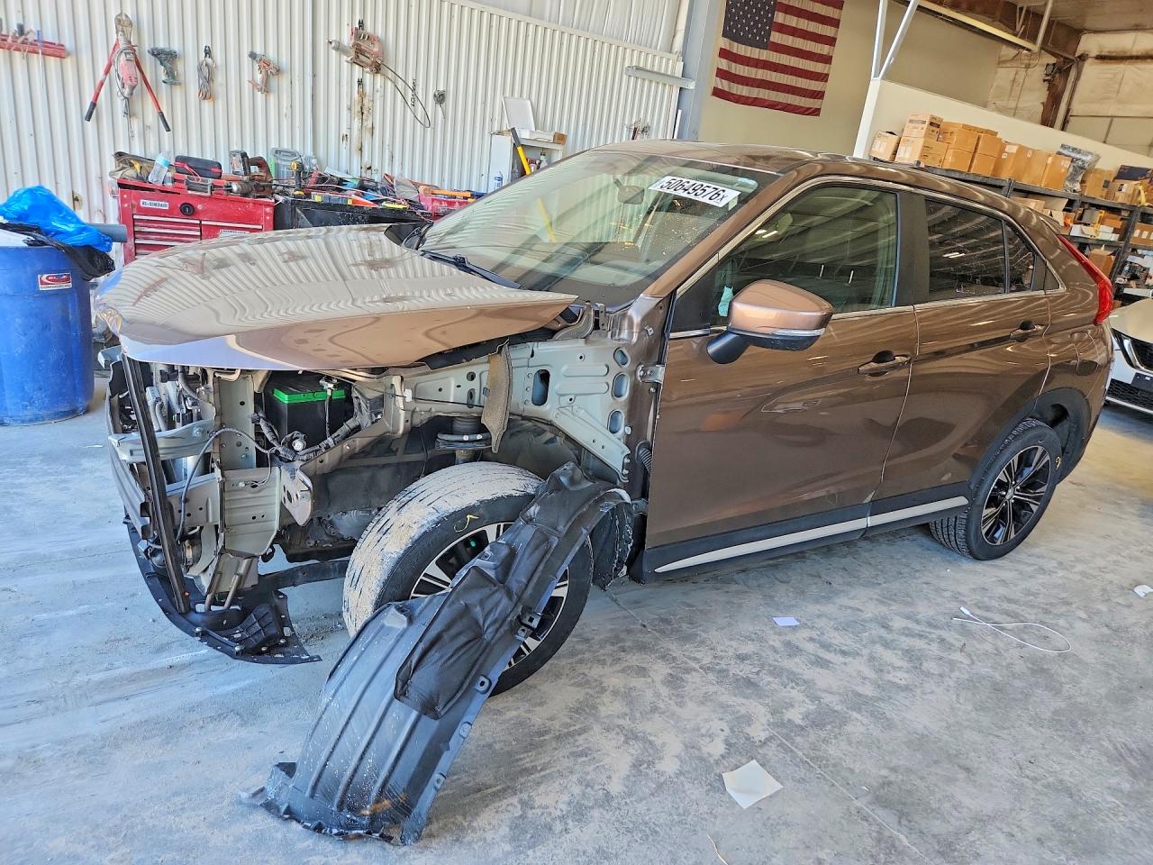 2018 Mitsubishi ECLIPSE VIN JA4AT5AA1JZ037940 photo 1
