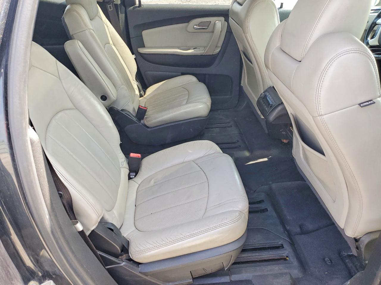 2010 Chevrolet Traverse VIN 1GNLVHED4AS134953 photo 11