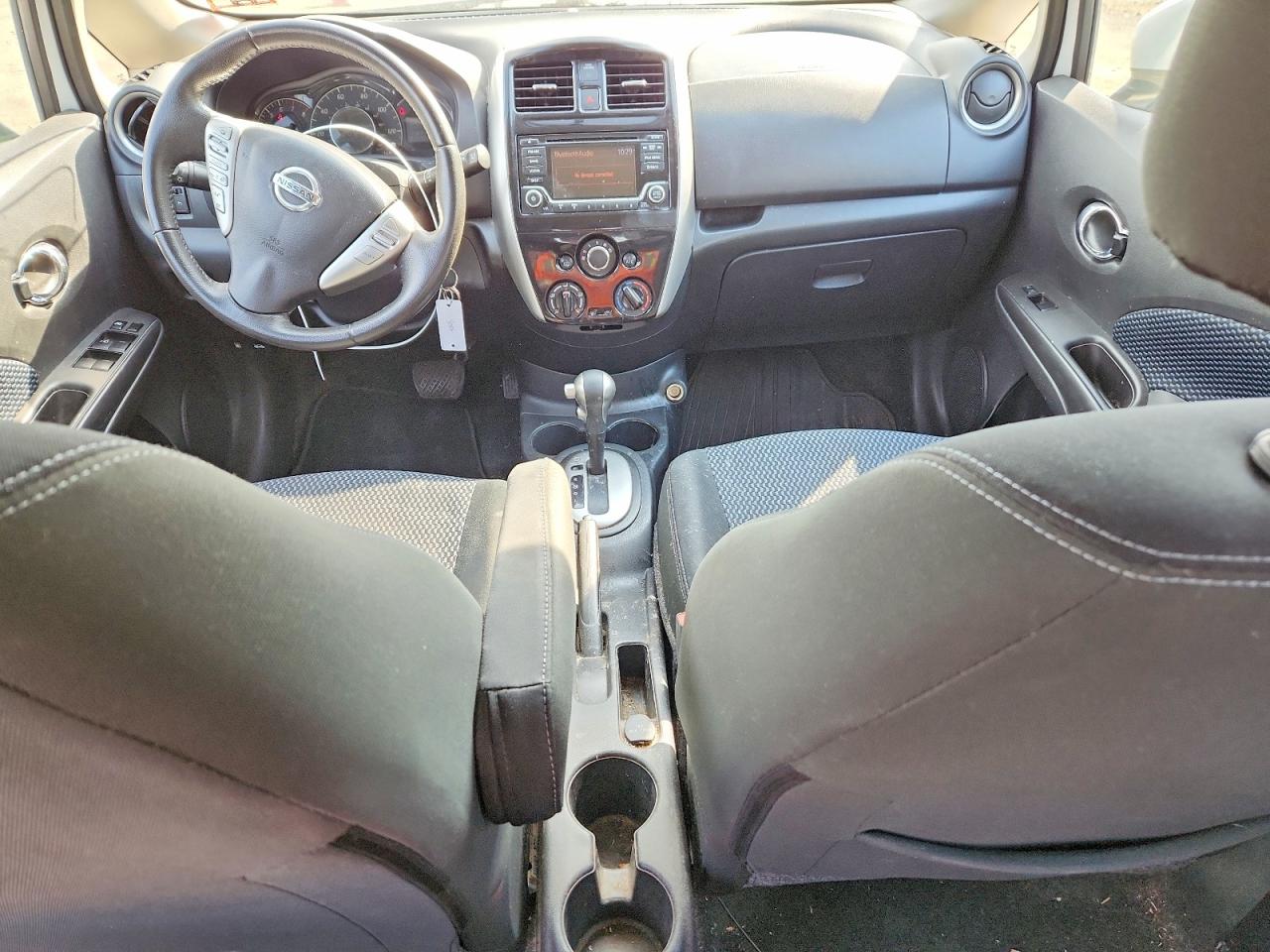 2017 Nissan Versa VIN 3N1CE2CP5HL376651 photo 8