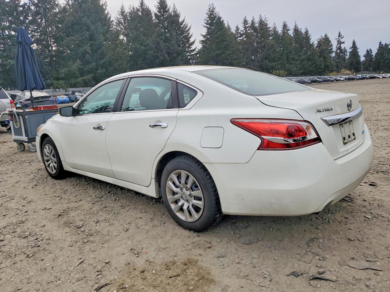 2013 NISS Altima VIN 1N4AL3AP8DN585062 photo 2