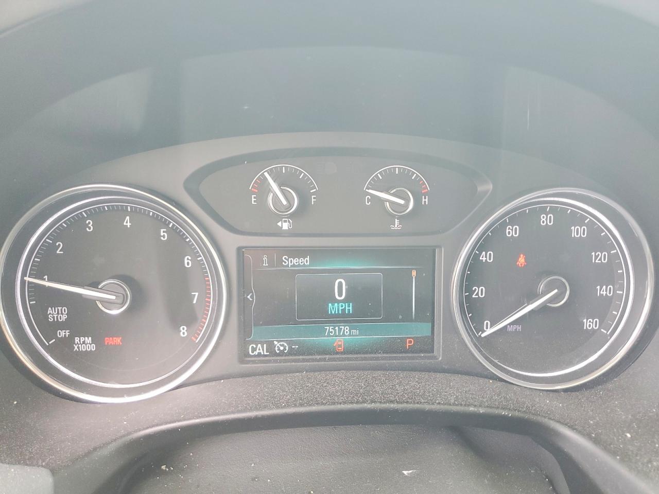 2018 Buick Enclave VIN 5GAERBKW6JJ208518 photo 9