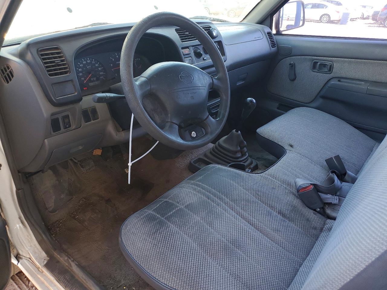 2000 Nissan Frontier VIN 1N6DD21S6YC410021 photo 8