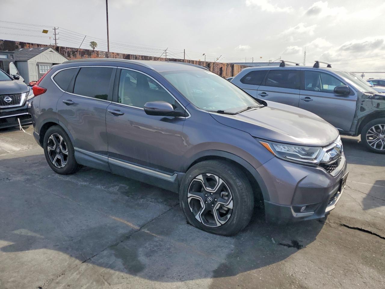 2017 Honda Crv VIN 7FARW1H96HE022018 photo 4