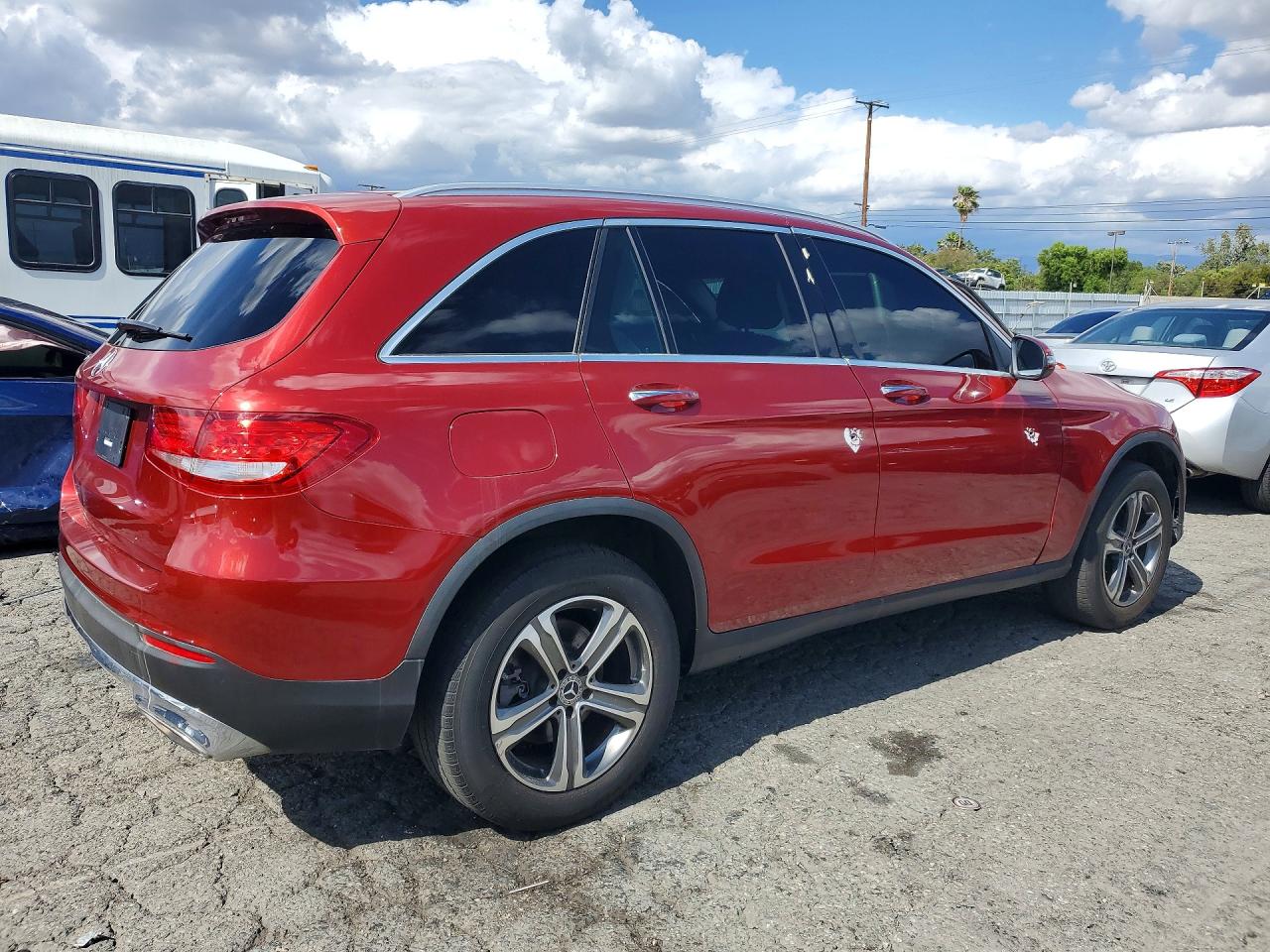 2017 Mercedes-Benz Glc class VIN WDC0G4JBXHV009977 photo 3