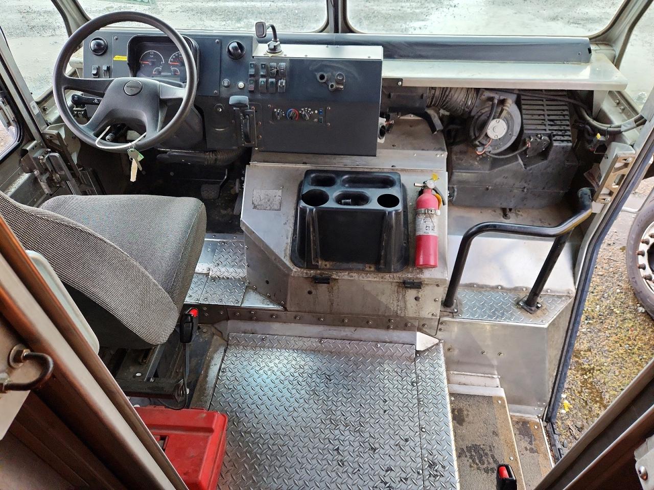 2021 FREIGHTLINER All other VIN 4UZAC2EA8MCMM9127 photo 8