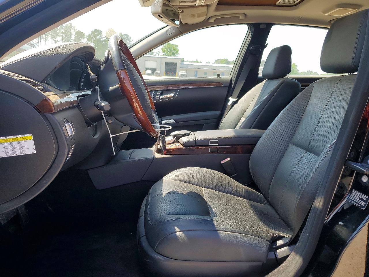 2009 Mercedes-Benz S class VIN WDDNG86X99A240892 photo 7