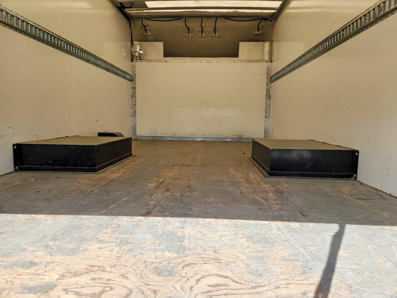 2022 CHEVROLET Express VIN 1GB3GSC75N1243211 photo 10