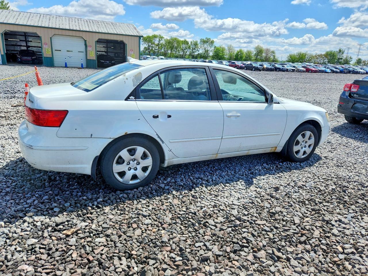 2010 Hyundai Sonata VIN 5NPET4AC2AH622780 photo 3