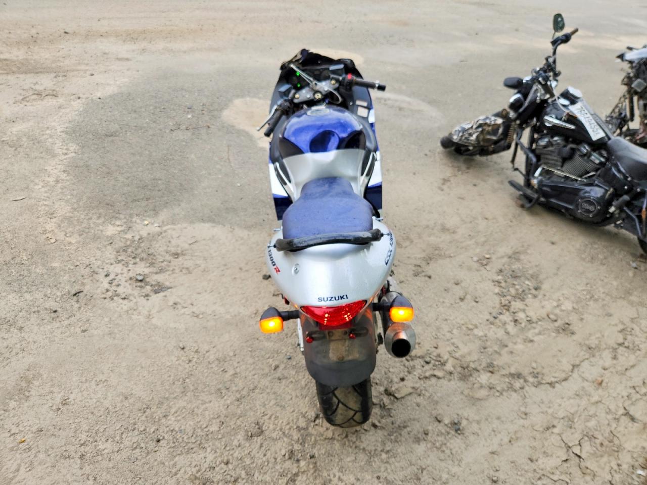 2004 Suzuki Gsx1300 VIN JS1GW71A042106188 photo 6