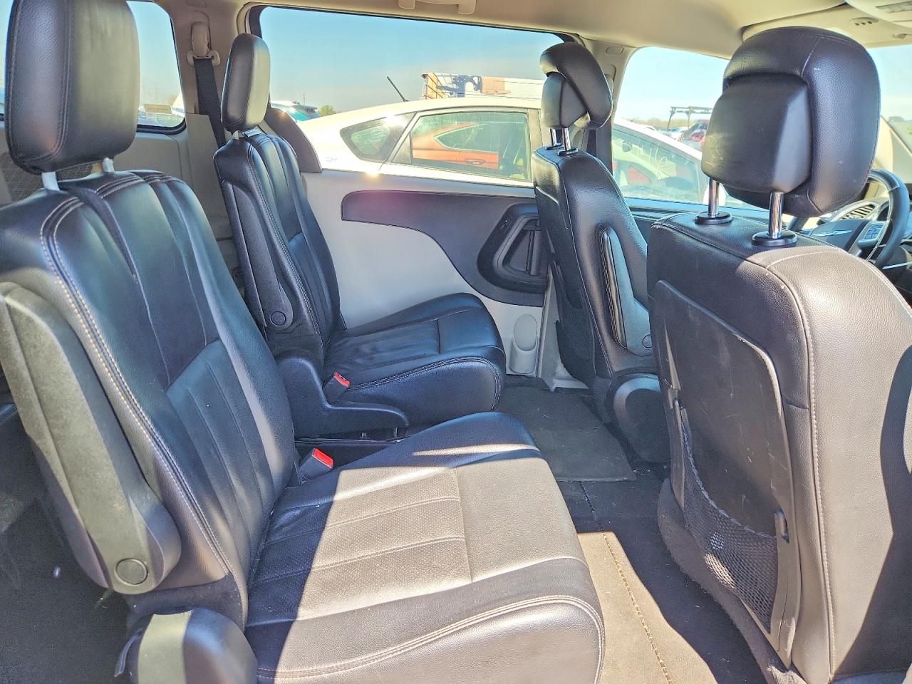 2012 Chrysler Minivan VIN 2C4RC1BG4CR387712 photo 11