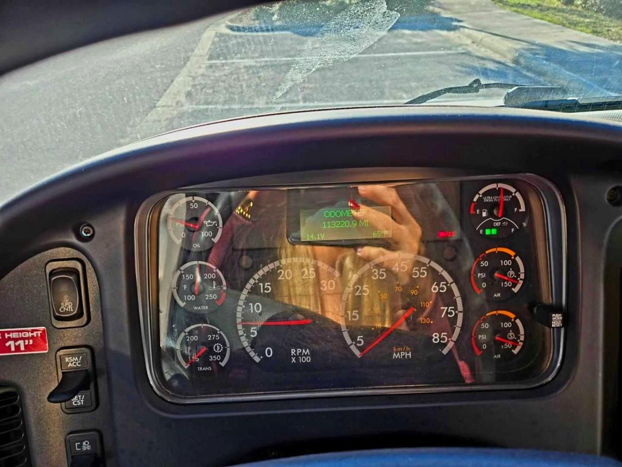 2018 FREIGHTLINER All other VIN 3ALACWFC3JDJY7666 photo 11