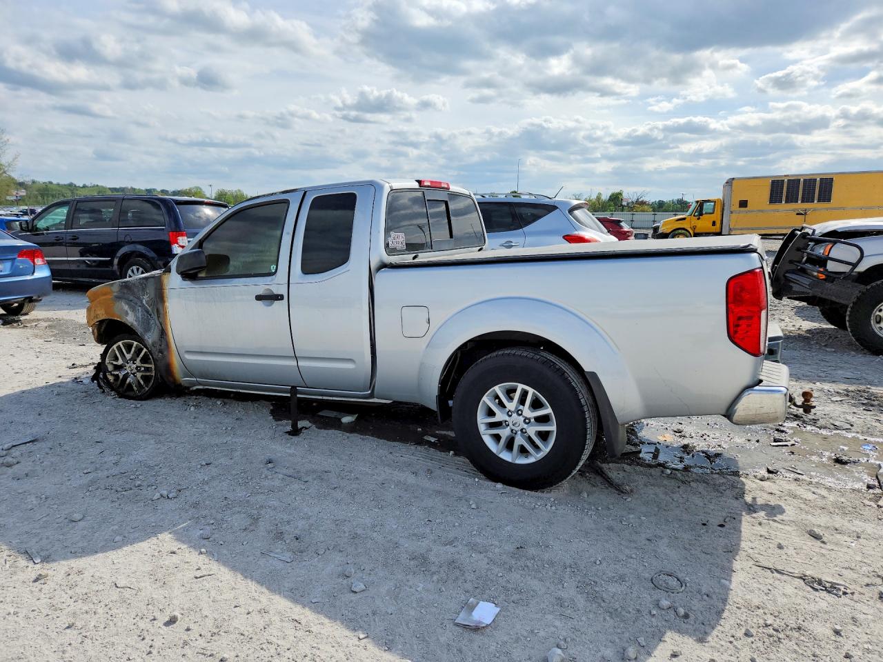 2018 Nissan Frontier VIN 1N6BD0CT4JN741157 photo 2