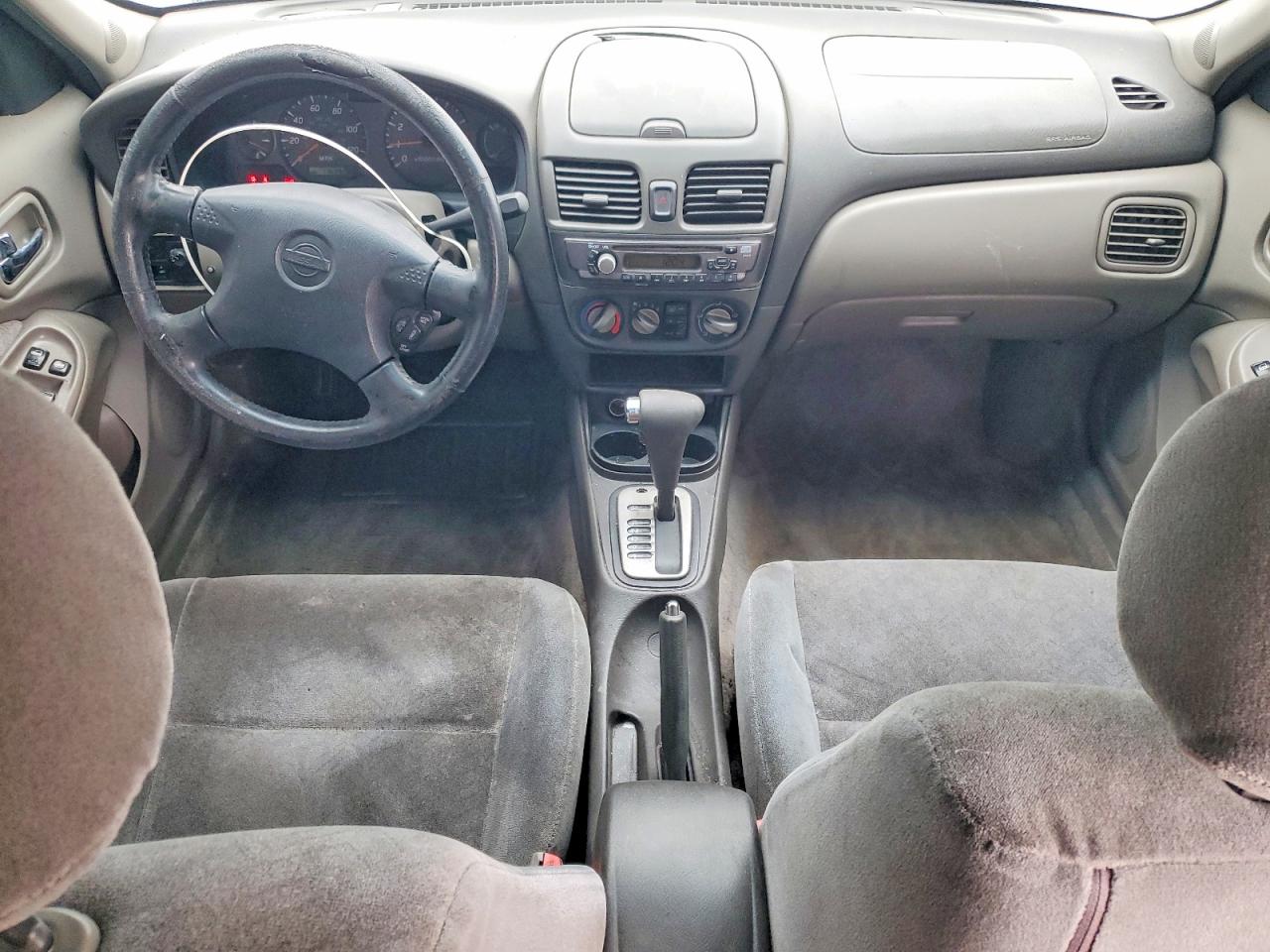 2002 Nissan Sentra VIN 3N1CB51A82L556285 photo 8