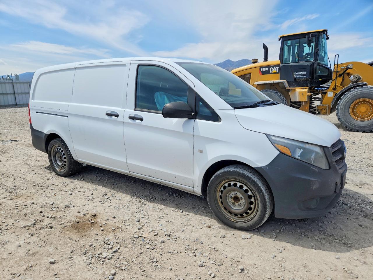 2016 Mercedes Metris VIN WD3PG2EA4G3160148 photo 4