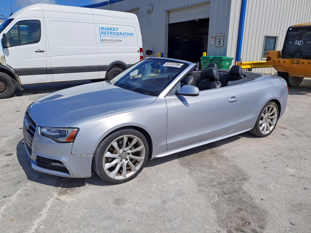 2015 Audi A5 VIN WAUMFAFH6FN010866 photo 1