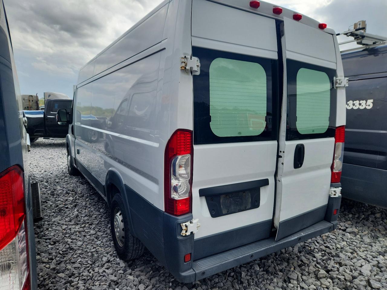 2014 Ram Promaster VIN 3C6URVJG3EE110384 photo 2