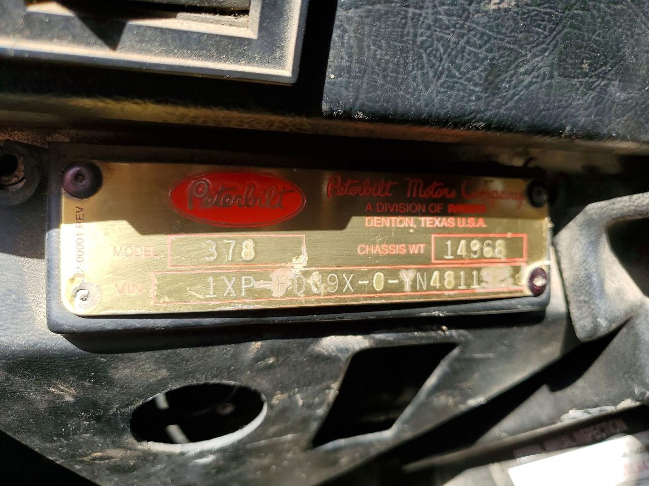 2000 PETERBILT All models VIN 1XPFDU9X0YN481192 photo 10