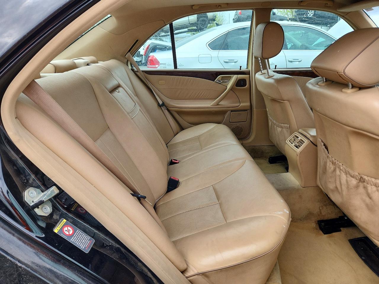 2000 Mercedes-Benz E-class VIN WDBJF82J3YX039044 photo 10