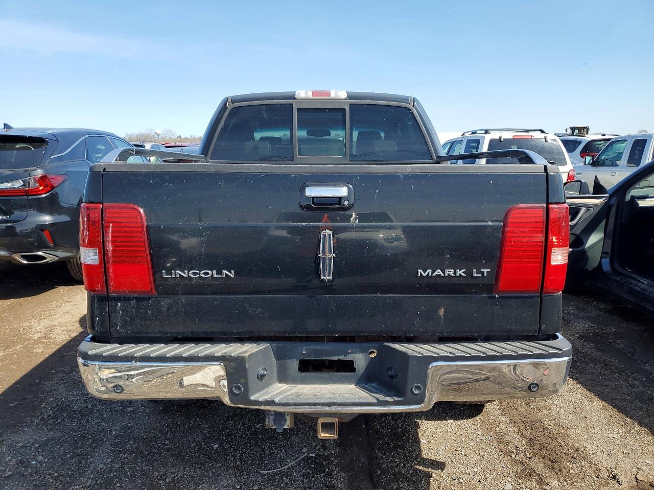 2006 LINCOLN Mark lt VIN 5LTPW185X6FJ02850 photo 6