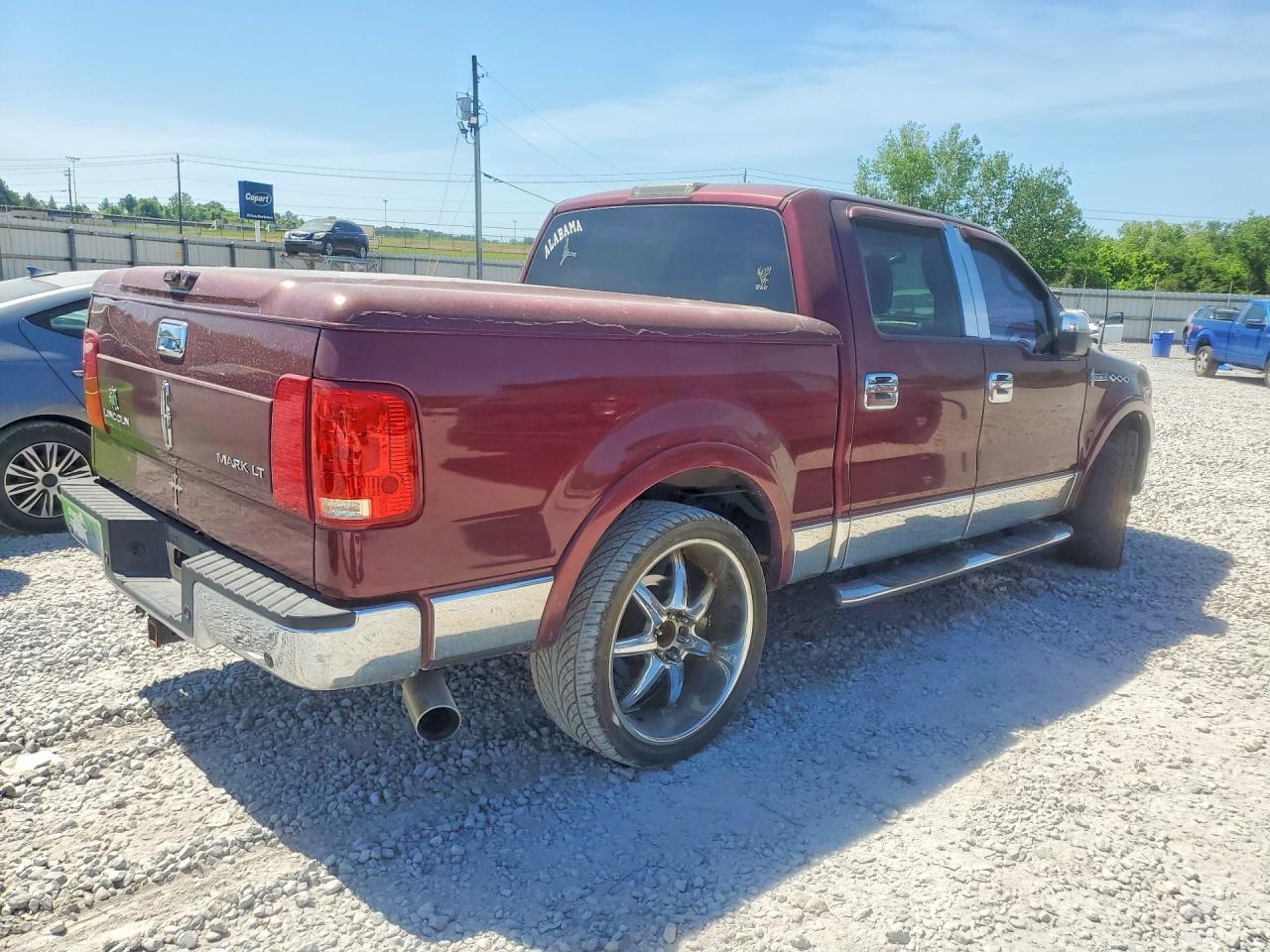 2006 Lincoln Mark lt VIN 5LTPW165X6FJ07663 photo 3