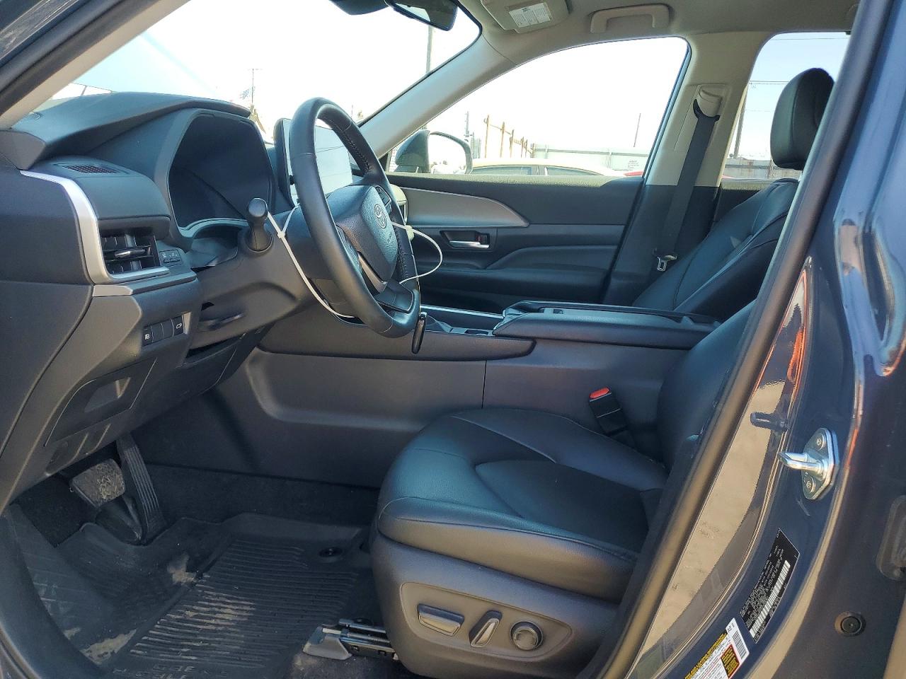 2024 TOYOTA All other VIN 5TDAAAB55RS048362 photo 7