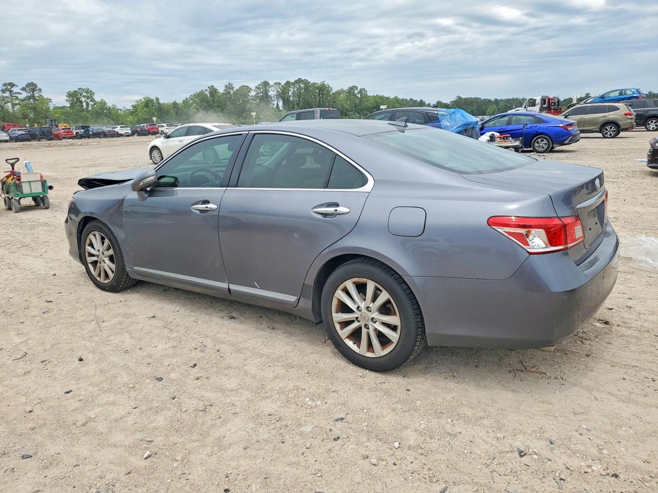 2012 Lexus ES350 VIN JTHBK1EG0C2488825 photo 2