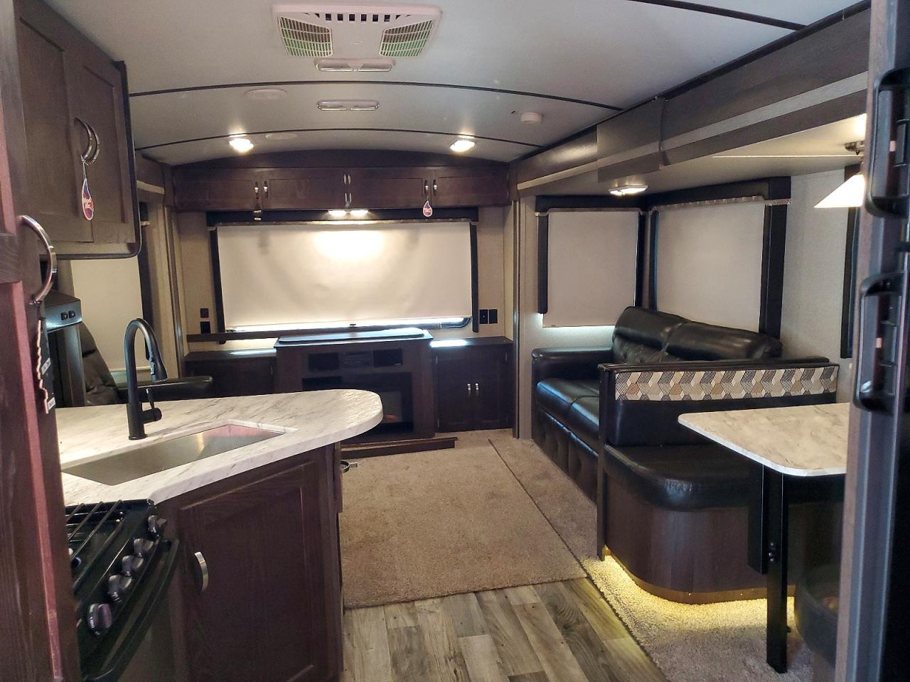 2018 DUTCHMAN Outback VIN 4YDT29829JB452145 photo 6
