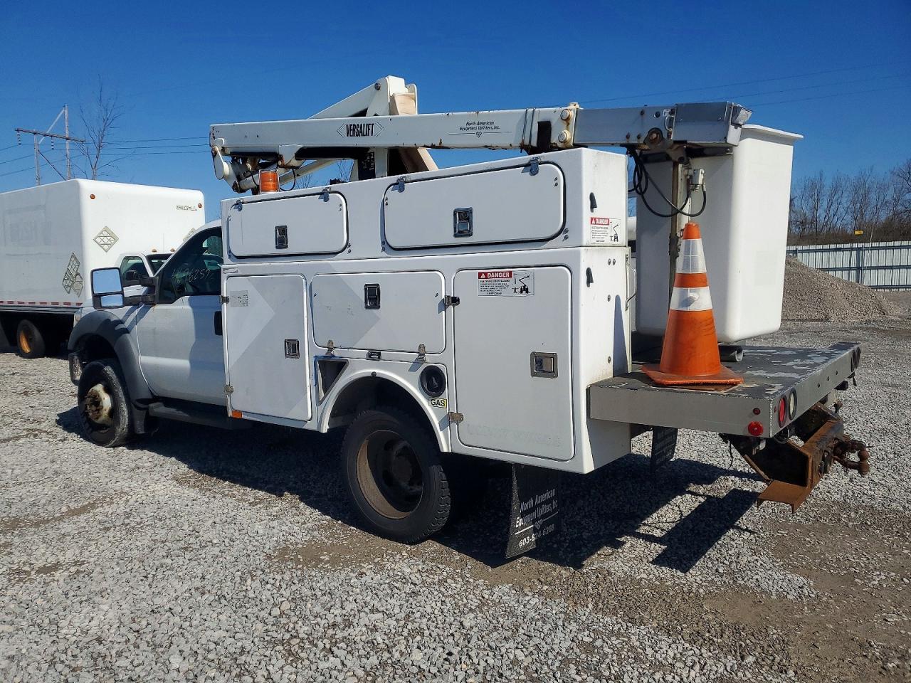 2012 Ford F450 VIN 1FDUF4GY3CEA14397 photo 3