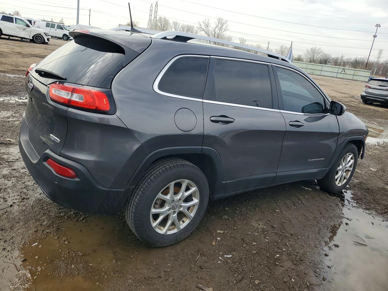 2016 Jeep Grand cher VIN 1C4PJLCB1GW259162 photo 3