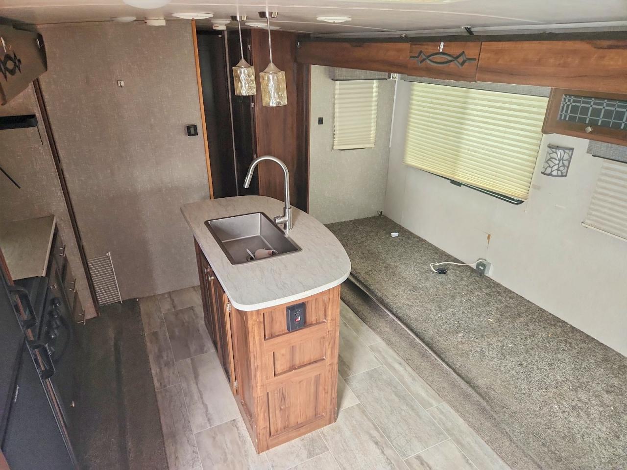 2018 HEARTLAND All models VIN 5SFNB3224JE379070 photo 6