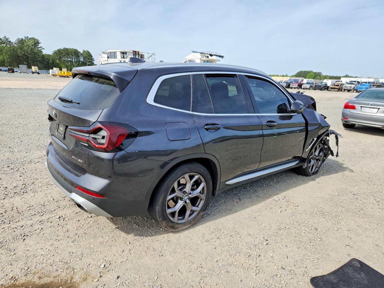 2022 BMW X3 VIN 5UX53DP00N9M98972 photo 3