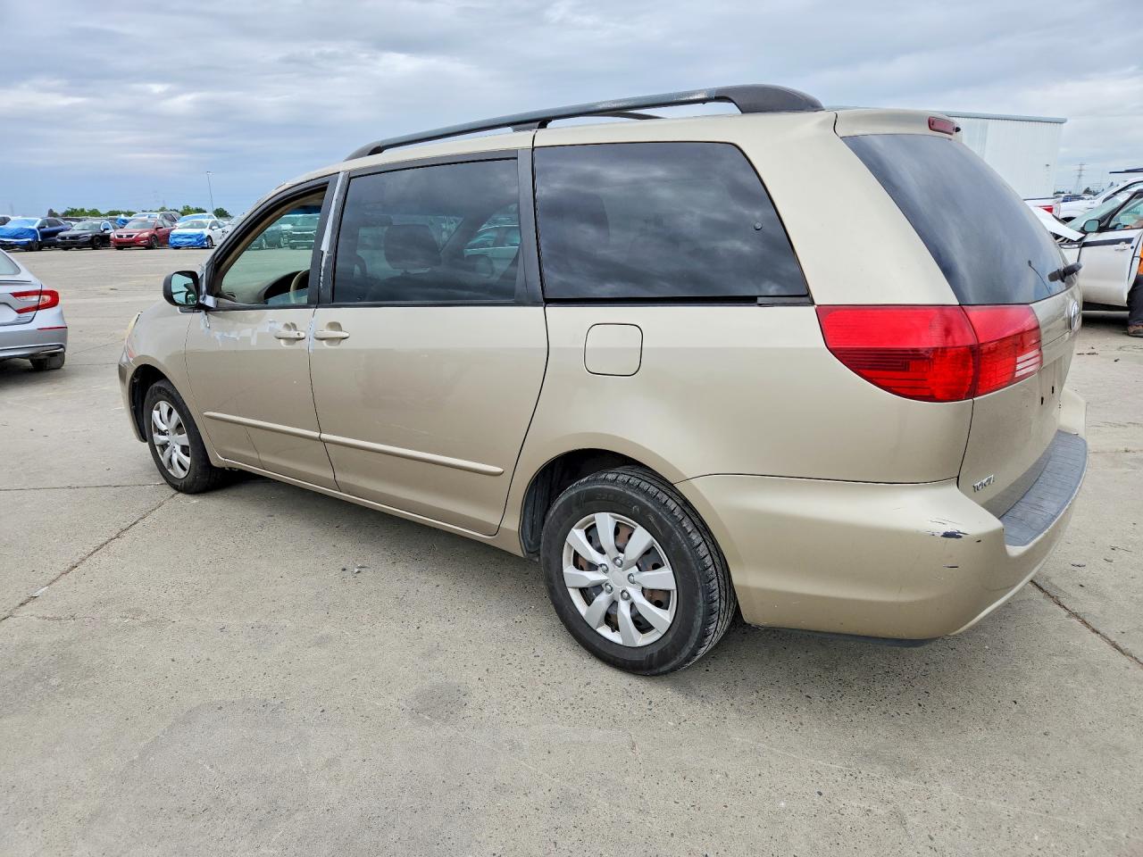 2004 Toyota All models VIN 5TDZA23C04S117893 photo 2