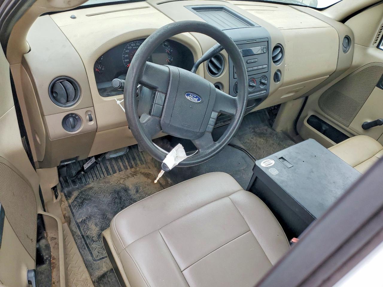 2008 Ford F150 VIN 1FTRF12218KC27868 photo 8