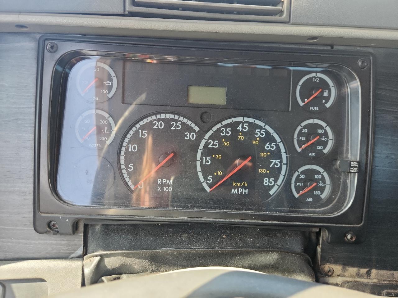 2007 FREIGHTLINER All other VIN 1FUBA5CG47LY03004 photo 8
