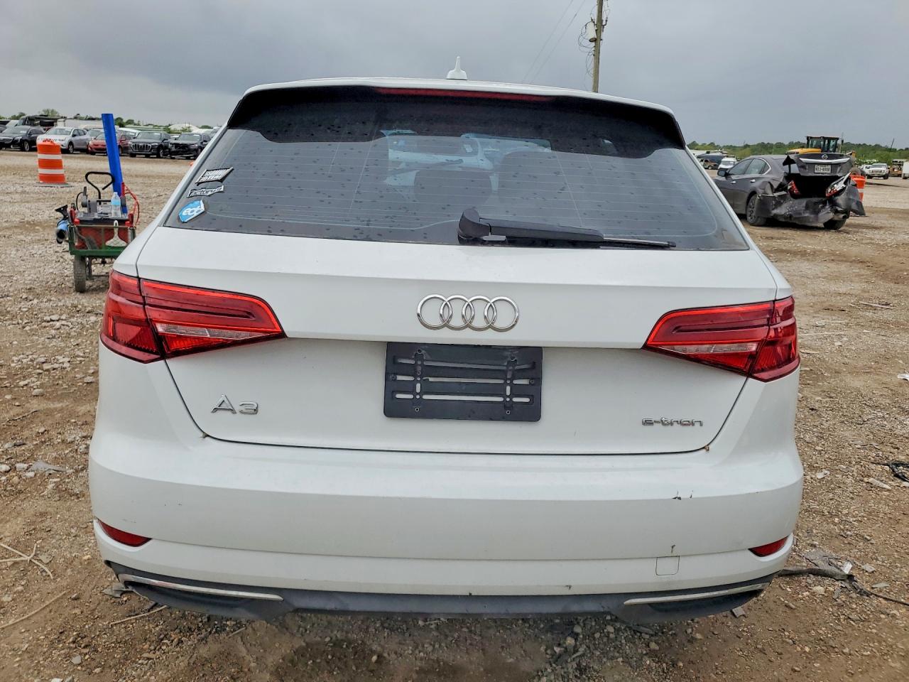 2018 Audi A3 VIN WAUUPBFF2JA154853 photo 6