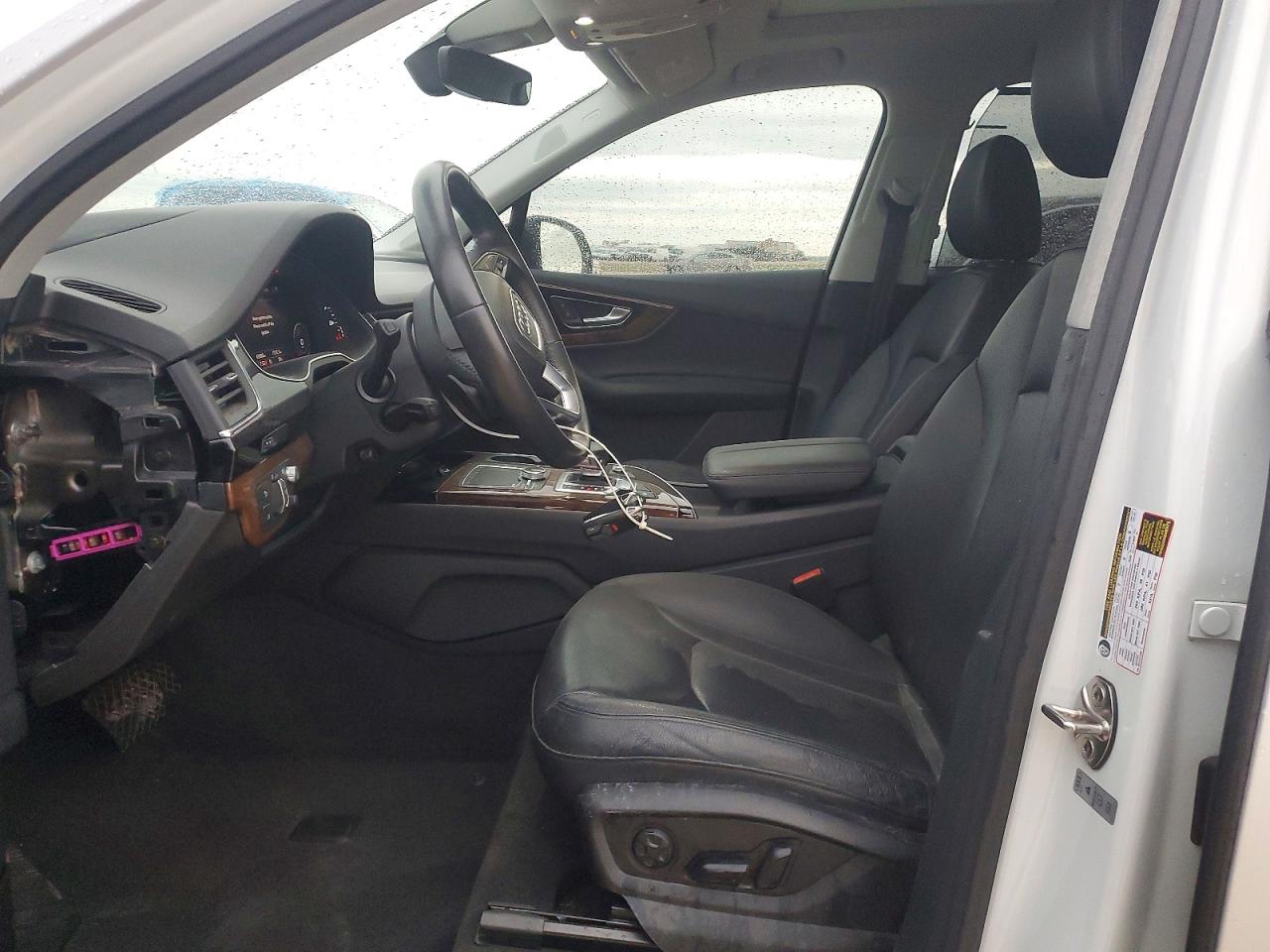 2018 Audi Q7 VIN WA1VAAF78JD048119 photo 7