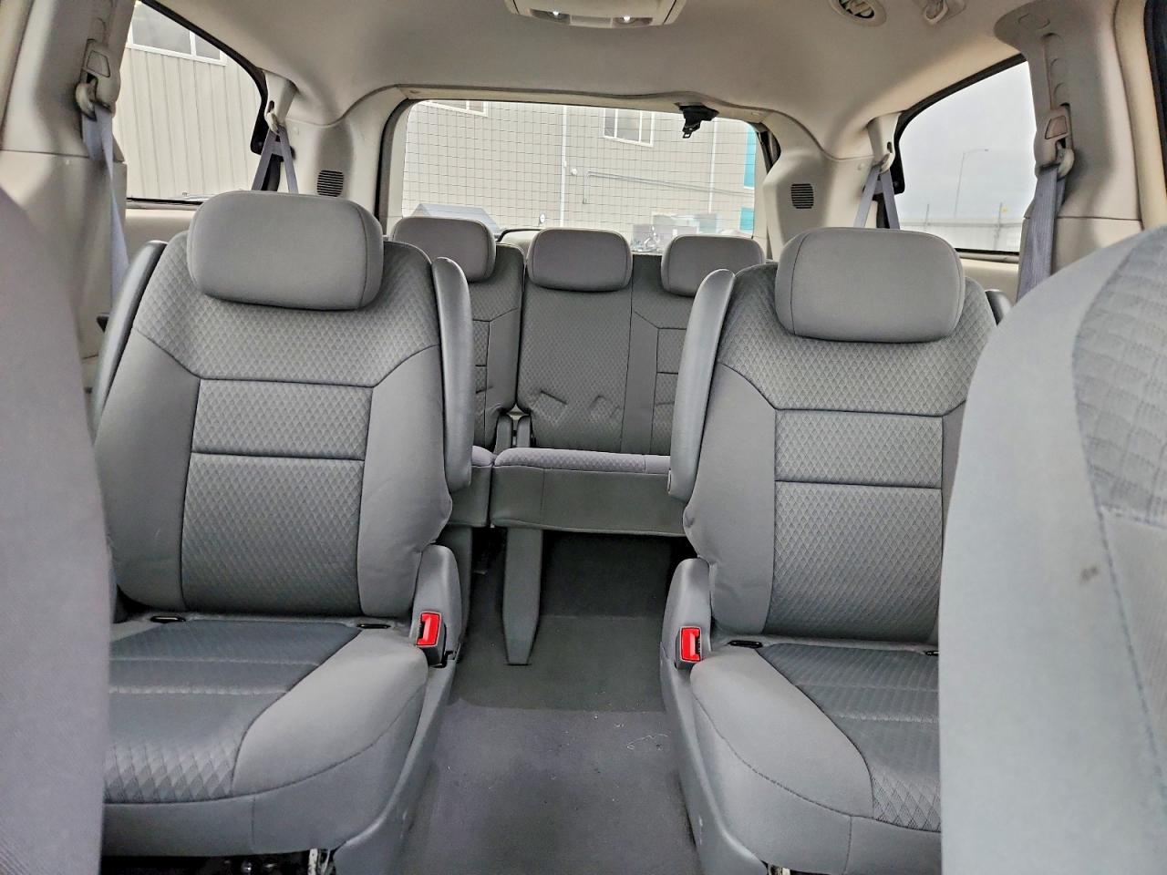 2010 Chrysler Minivan VIN 2A4RR5DX7AR126441 photo 10