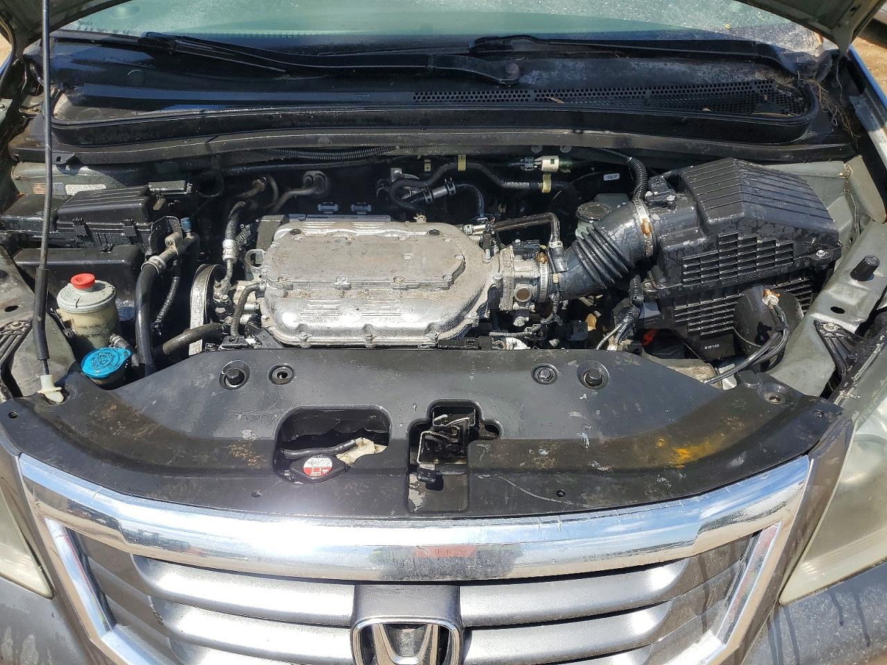 2010 Honda All models VIN 5FNRL3H73AB018769 photo 12