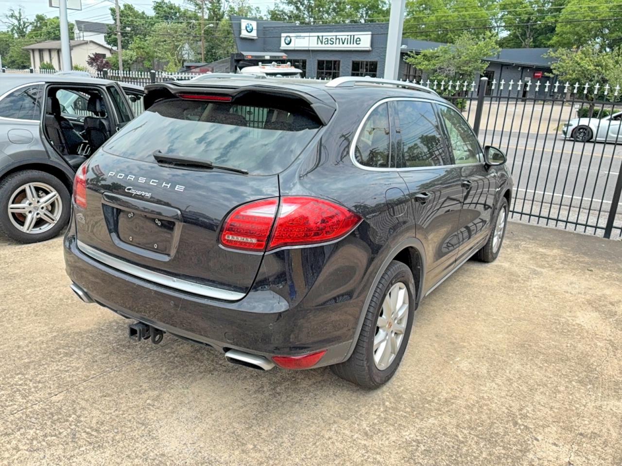2013 Porsche Cayenne VIN WP1AF2A25DLA33125 photo 4