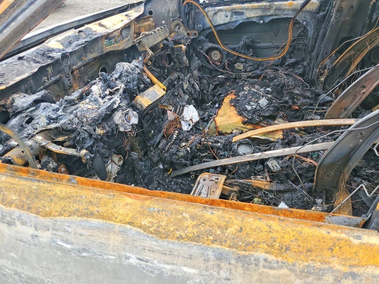 2018 Hyundai Santa fe VIN 5XYZT3LB3JG526180 photo 7
