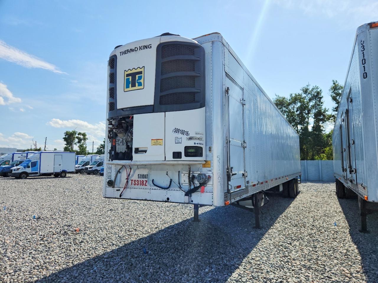 2013 UTILITY All models VIN 1UYVS253XDM630414 photo 2