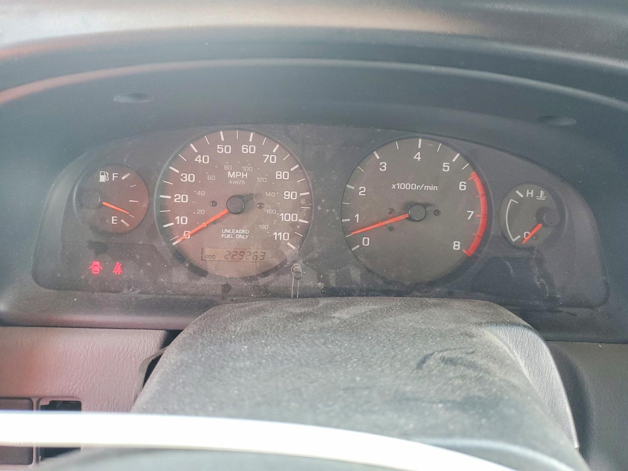2000 NISSAN Frontier VIN 1N6ED27T1YC301681 photo 9