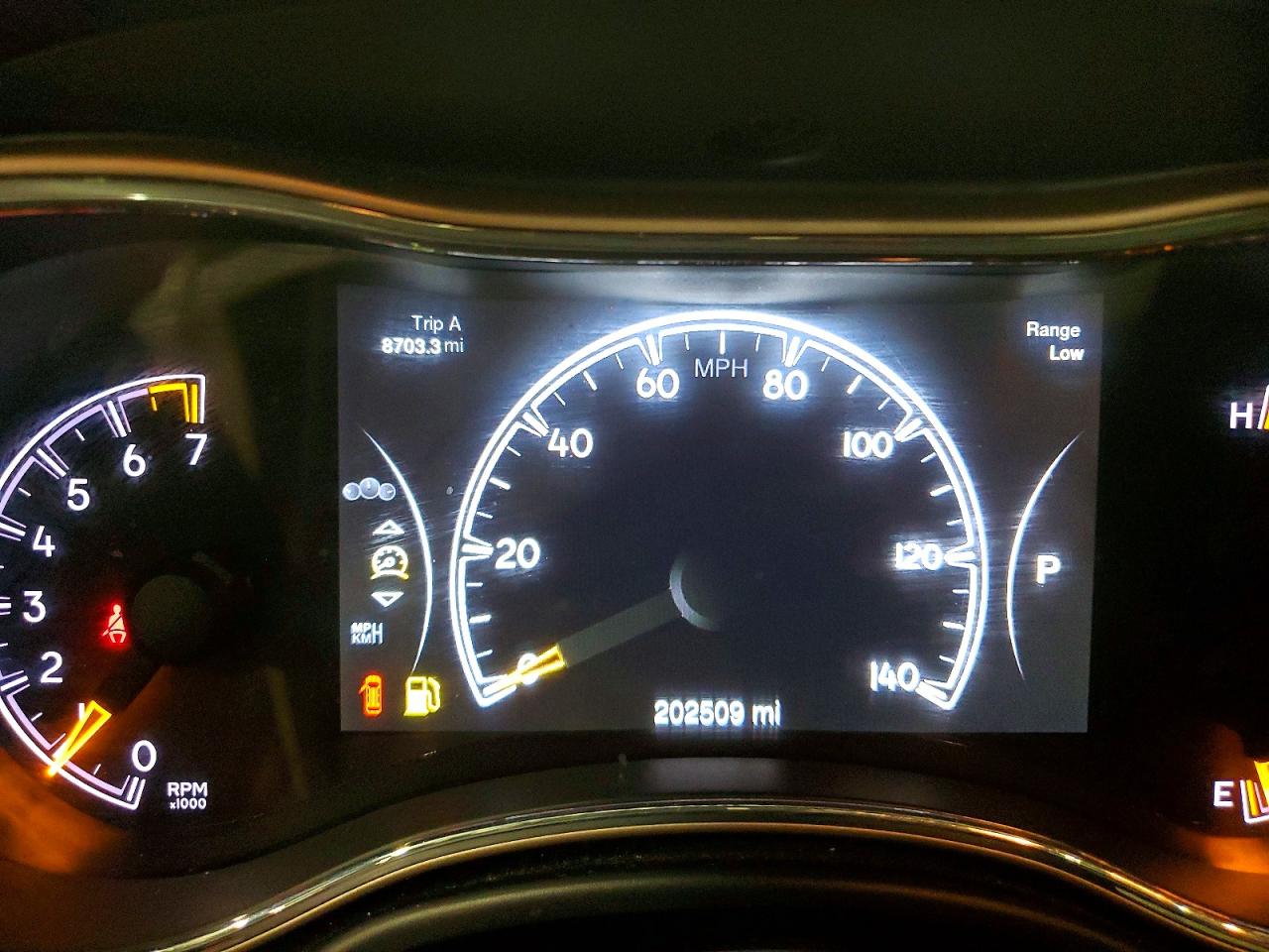 2015 Jeep Grand cher VIN 1C4RJFCG8FC620067 photo 9