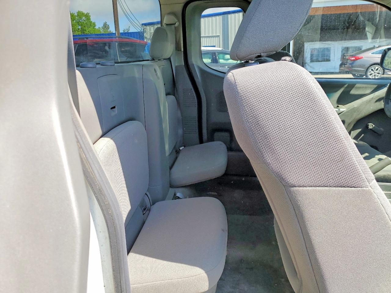 2016 NISSAN Frontier VIN 1N6BD0CT9GN729031 photo 10
